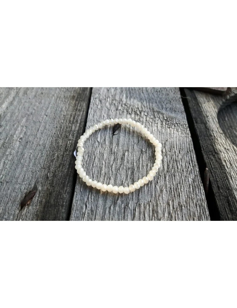 Armband Kristallarmband Perlen weiß hellbeige klein Glitzer Schimmer elastisch