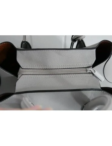 Damen Tasche Schultertasche Kunststoff hellgrau Made in Italy