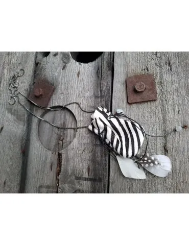 Modeschmuck Kette Damen Halskette lang schwarz weiß Zebra Metall Leder Textil