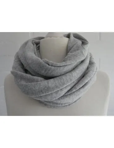 Leichter XXL Schal Stola Poncho hellgrau uni mit Wolle und Kaschmir ca. 60 x 180