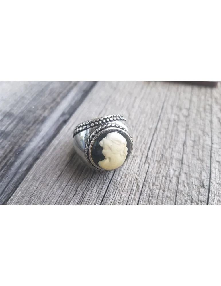 Ring Damenring Fingerring Metall Kunststoff schwarz creme altsilber Gemme Gr. 19 344219
