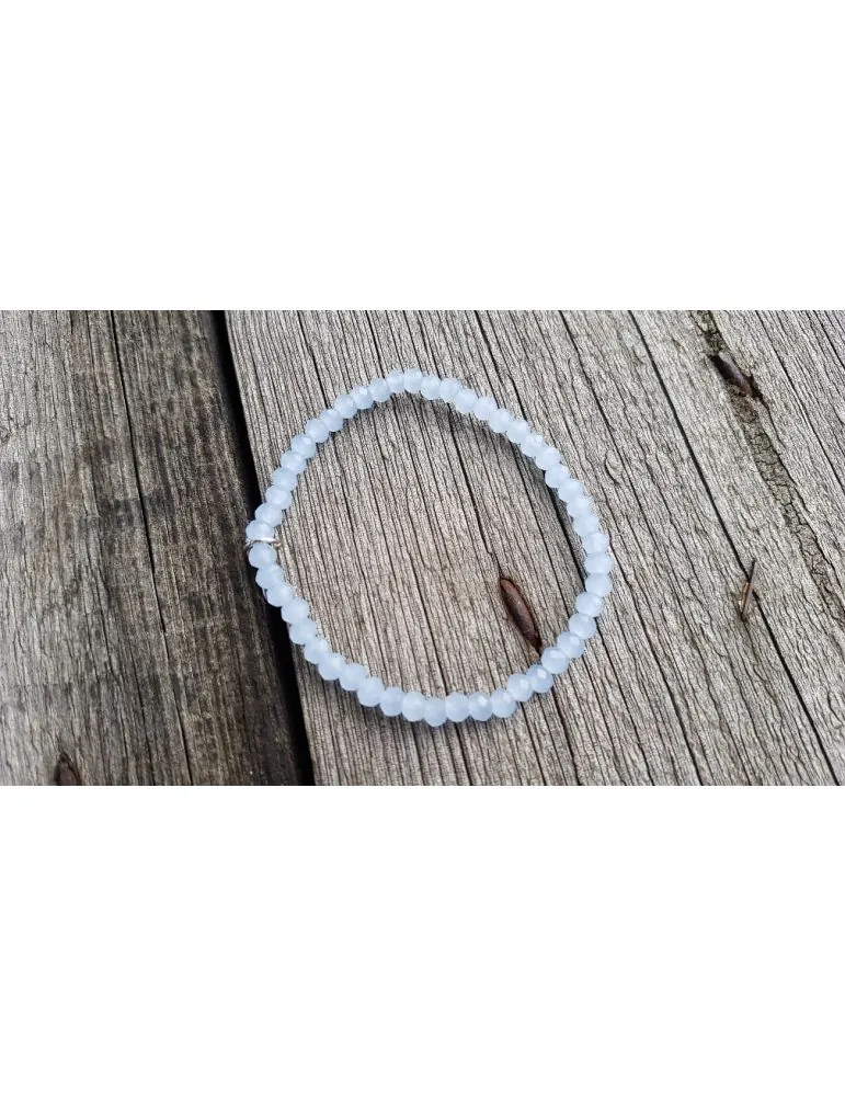 Armband Kristallarmband Perlen klein hellblau weiß Glitzer Schimmer elastisch