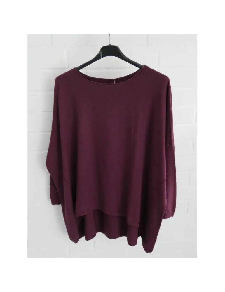 Damen pullover Rundhalsausschnitt rosenholz vor weißer Wand