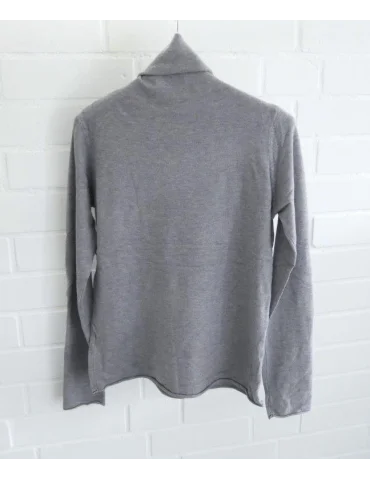 Rückansicht Grauer Rollkragenpullover aus weichem Jersey mit langen Ärmeln