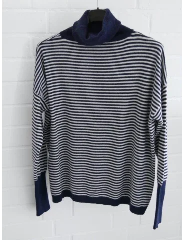 Gestreifter Rollkragenpullover in Marine-Offwhite