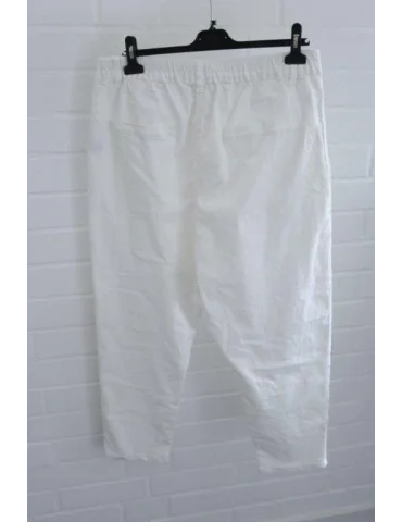 Rückansicht Weiße Baggy Jeans für Damen mit Gummi Bund und lockerer Passform