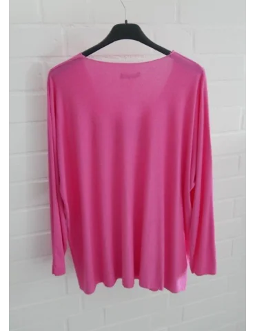 Rückansicht Pinkes langarm Shirt mit V-Ausschnitt in Oversize Größe
