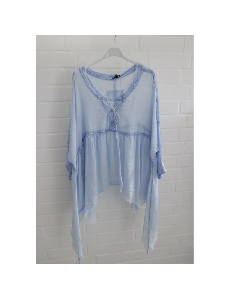 Hellblaue durchsichtige Zipfelbluse mit Knöpfen