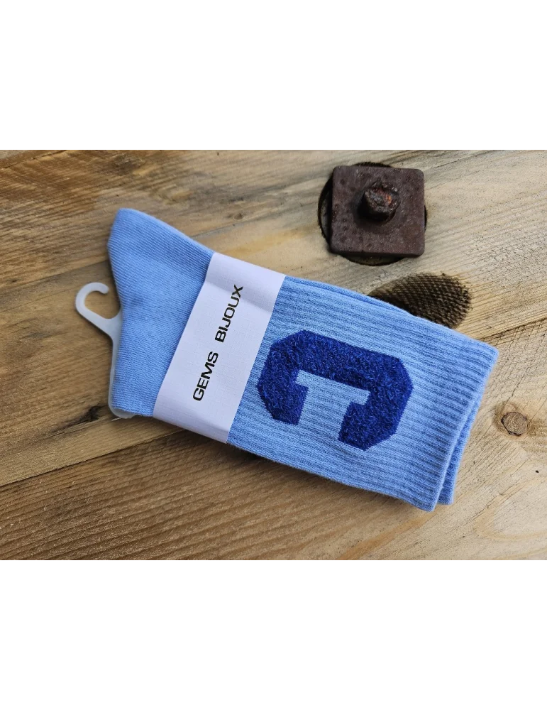 Hellblaue Damen Socken mit royalblauem "C" als Beflockung