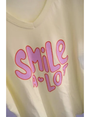 Aufdruck "Smile a lot"