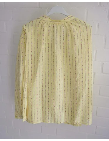 Rückansicht Gelbe langarm Bluse mit Blumenranke und Knopfleiste