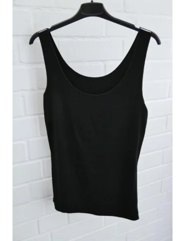 Nahtloses Damen Tanktop in Schwarz mit Rundhalsausschnitt auf einem Kleiderbügel