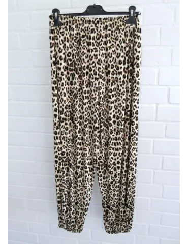 Rückansicht Bequeme Damen-Hose mit Leopardenmuster und Kordelzug auf Kleiderbügel