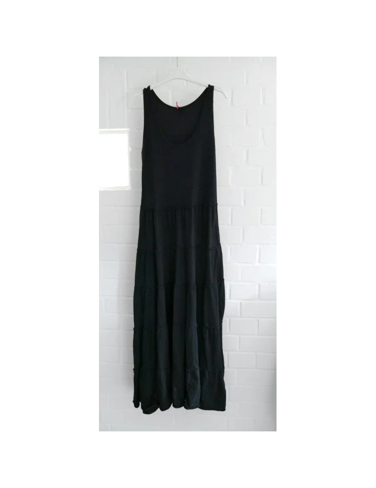 Schwarzes Maxikleid mit Volants und ärmellosem Design