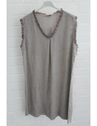 Ärmelloses beiges Leinenkleid mit V-Ausschnitt und dezenten Rüschen an Ausschnitt und Schultern