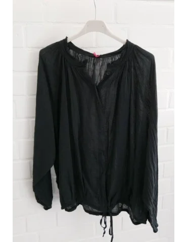Schwarze Boho-Bluse mit Kordelzug am Saum und feinen Raffungen am Ausschnitt