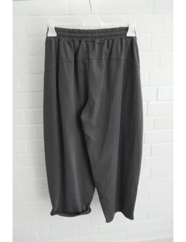 Rückansicht Dunkelgraue Damen-Sweatpants im weiten Barrel-Leg-Schnitt mit Kordelzug auf Bügel