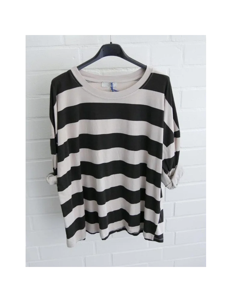 Gestreiftes Shirt für Damen in Schwarz und Beige mit gekrempelten Ärmeln auf Bügel