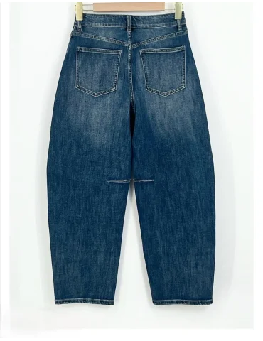Barrel Jeans mit schrägem Bund | Asymmetrische Damen-Jeans