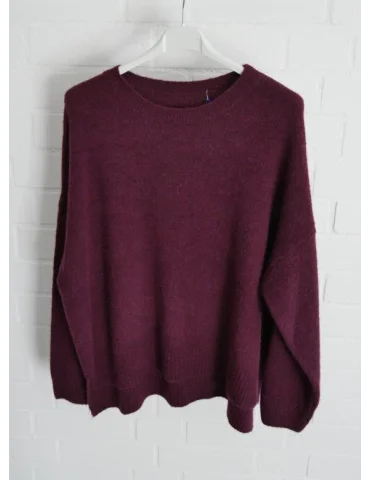 Kuscheliger, auberginefarbener Oversize-Strickpullover für Damen mit Rundhalsausschnitt und Rippbündchen