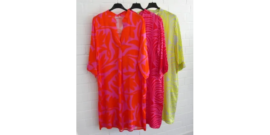 Bunte Sommerkleider – leuchtende Farben für heiße Tage