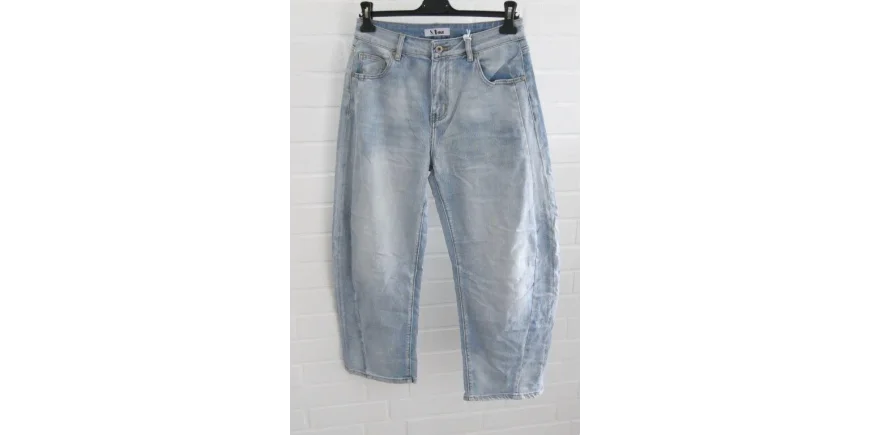 Neue SWoman Jeans in modernem Hellblau