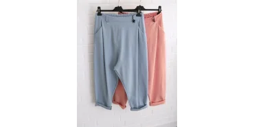 Baggy 62562: Neue Farben in Jeansblau & Rosé-Lachs