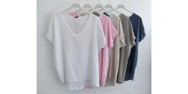 Leinenshirts mit offenen Kanten – Sommertrend
