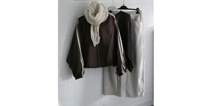 Retro-Look: Braun & Beige mit Cordhose