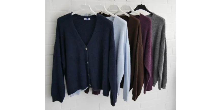 Kuschelige Strickjacken: Neue Farben für den Herbst