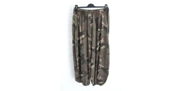 Camouflage-Haremshose stylen: Lässiger Camo-Trend