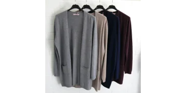 Lange Strickjacken: Gemütliche Cardigans in Trendfarben